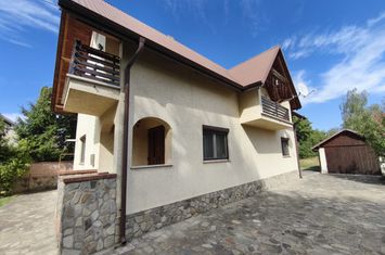 Vilă - 5 camere de vanzare RADAUTI - Suceava anunturi imobiliare Suceava