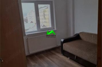 Apartament 3 camere de inchiriat CENTRAL - Sibiu anunturi imobiliare Sibiu