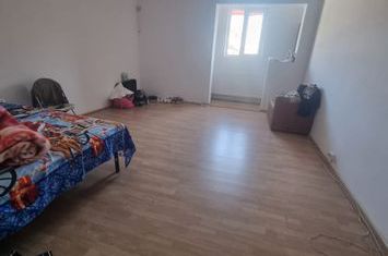 Apartament 3 camere de vanzare CRAIOVA - Dolj anunturi imobiliare Dolj