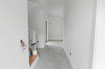 Vilă - 4 camere de vanzare UTVIN - Timis anunturi imobiliare Timis