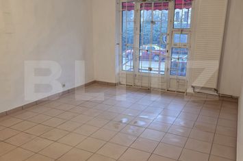 Spațiu comercial de inchiriat MICRO 11 - Dambovita anunturi imobiliare Dambovita