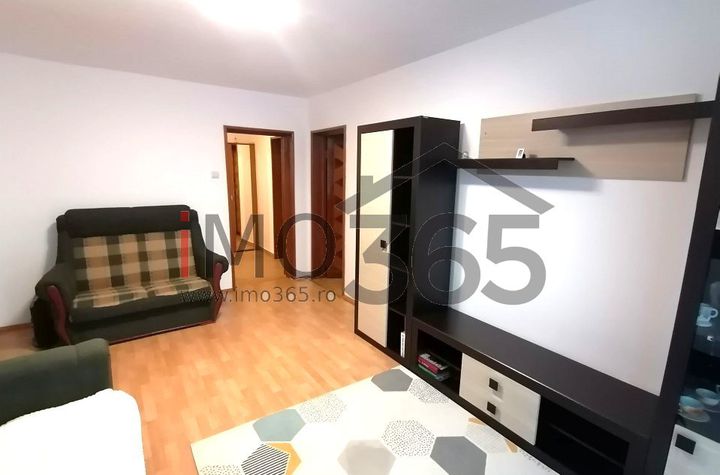 Apartament 3 camere de vanzare PITESTI - Arges anunturi imobiliare Arges