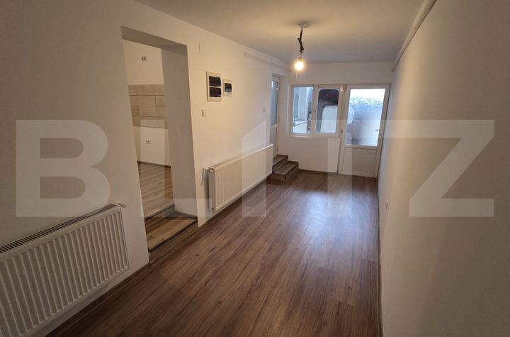 Casă - 3 camere de vanzare CETATE - Alba anunturi imobiliare Alba