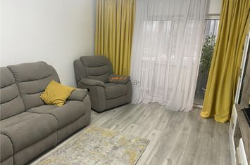 Apartament 3 camere de vanzare GARA - Vrancea anunturi imobiliare Vrancea