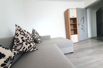 Vand apartament de 2 camere pe Horea in Floresti! anunturi imobiliare Cluj