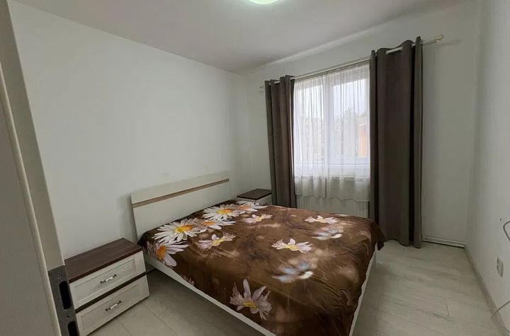 Apartament 3 camere de vanzare ASTRA - Brasov anunturi imobiliare Brasov