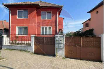 Vilă în Zona Șelimbăr, Ideală pentru Familie sau Investitie-Vanzare anunturi imobiliare Sibiu