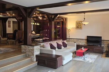 Vilă de lux de vânzare în Bușteni | Priveliște spectaculoasă la munte anunturi imobiliare Prahova