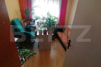 Apartament 4 camere de vanzare SUCEAVA - Suceava anunturi imobiliare Suceava