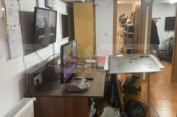 Spațiu comercial de vanzare COMPLEX STUDENTESC - Timis anunturi imobiliare Timis