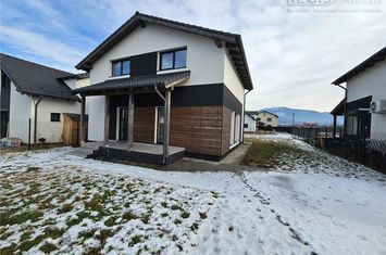 Casă - 4 camere de vanzare CRISTIAN - Brasov anunturi imobiliare Brasov