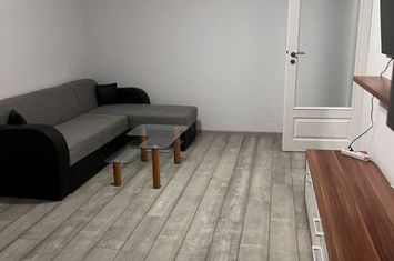 Apartament 3 camere de vanzare TRACTORU - Brasov anunturi imobiliare Brasov