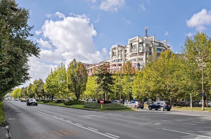 Oferta! Bd. Unirii nr. 47 - Apartament 4 camere anunturi imobiliare Bucuresti