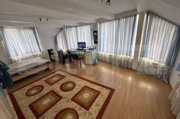 Casă - 8 camere de vanzare BISTRITA - Bistrita-Nasaud anunturi imobiliare Bistrita-Nasaud