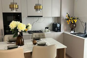 Vilă - 5 camere de vanzare RADAUTI - Suceava anunturi imobiliare Suceava