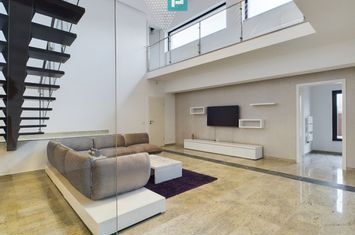 Vilă de lux cu două locuințe, în Dumbrăvița – Locație Excelentă! anunturi imobiliare Timis