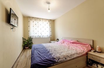 Apartament la 1 minut de Podgoria, 3 camere, etaj 1 Zona Premium anunturi imobiliare Arad