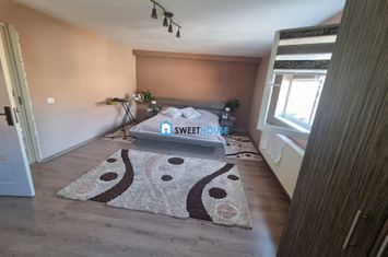 Casă - 4 camere de vanzare EXTERIOR EST - Brasov anunturi imobiliare Brasov