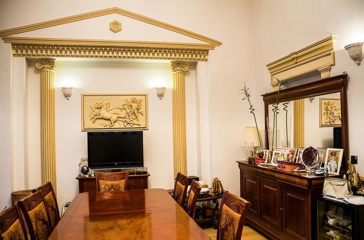 Apartament 5 camere de vanzare P-TA SFANTUL STEFAN - Bucuresti anunturi imobiliare Bucuresti