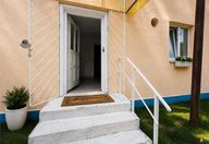 28.400 €, Spațiu comercial