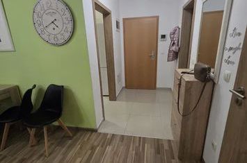 Apartament 2 camere de vanzare TRACTORU - Brasov anunturi imobiliare Brasov