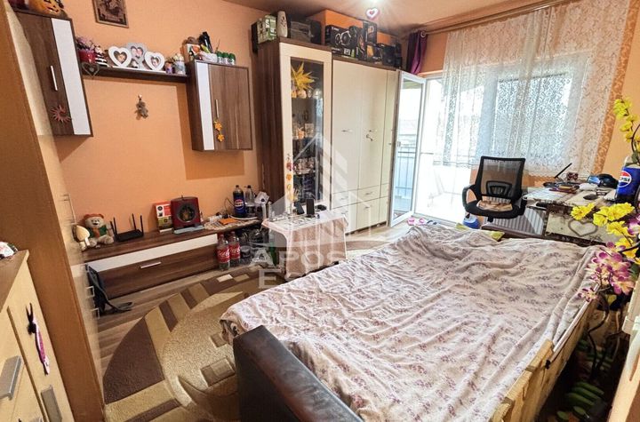Apartament cu o camera, centrala proprie, bloc reabilitat, Buziasului anunturi imobiliare Timis