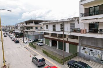 Spațiu comercial colț 291 mp în centrul Drama anunturi imobiliare Grecia