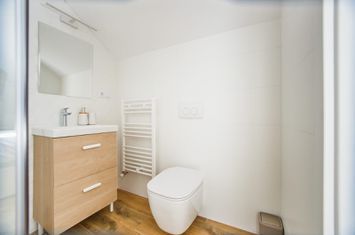 Chirie, 1 cameră, semicentral, Oradea. 450€/lună. Comision 0 anunturi imobiliare Bihor
