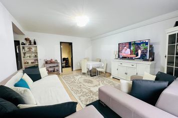 Vilă - 4 camere de vanzare SUCEAVA - Suceava anunturi imobiliare Suceava