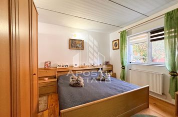 Casa individuala la sat | 5 camere | 117mp utili + 800mp teren anunturi imobiliare Timis