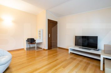 Vilă - 11 camere de vanzare BUCURESTII NOI - Bucuresti anunturi imobiliare Bucuresti