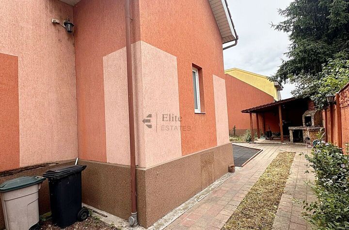 Casa cu 6 camere de vanzare in Rogerius/Stadion anunturi imobiliare Bihor