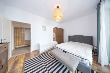 Apartament 3 camere de inchiriat BRASOV - Brasov anunturi imobiliare Brasov