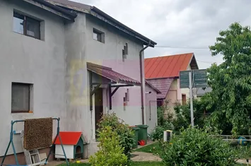 Săbăreni, casă 2011, P+M 4 camere + dependințe, curte 500 mp anunturi imobiliare Giurgiu