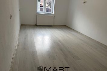 Spațiu comercial de inchiriat BARTOLOMEU - Brasov anunturi imobiliare Brasov