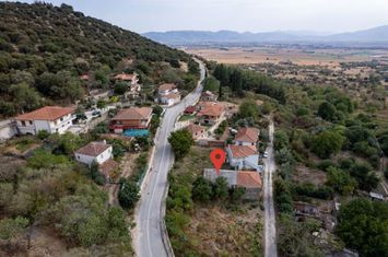 Teren 785 mp cu casă veche în Φιλίππους Καβάλας anunturi imobiliare Grecia
