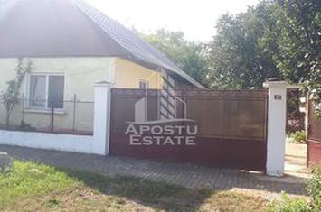 Casa individuala cu 3 camere in Curtici. anunturi imobiliare Arad