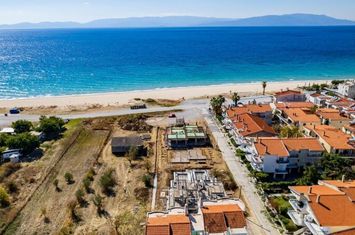 Locuință nouă 128,88 mp, 20 metri de mare — Paralia Ofriniou anunturi imobiliare Grecia