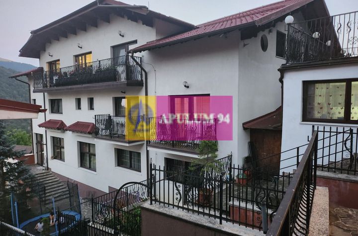 Hotel Boutique de vanzare in Sinaia anunturi imobiliare Prahova