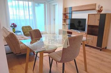 Apartament 3 camere de inchiriat CENTRAL - Sibiu anunturi imobiliare Sibiu