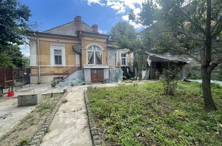 Casă - 6 camere de vanzare GEORGE ENESCU - Dolj anunturi imobiliare Dolj