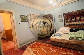 Casă - 4 camere de vanzare CENTRAL - Bihor anunturi imobiliare Bihor
