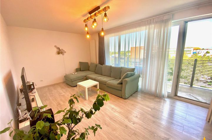 Apartament 3 camere de inchiriat TRACTORUL - Brasov anunturi imobiliare Brasov