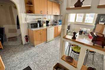 Apartament 3 camere de vanzare VASILE AARON - Sibiu anunturi imobiliare Sibiu