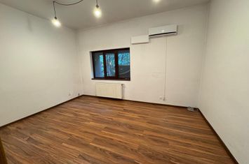 Inchiriere apartament spatios trei camere etaj doi plus mansarda Cotroceni Romniceanu anunturi imobiliare Bucuresti