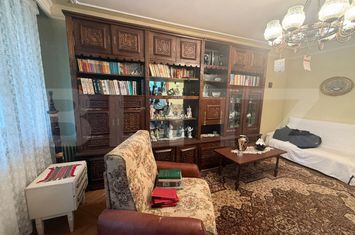 Apartament 3 camere de vanzare SUCEAVA - Suceava anunturi imobiliare Suceava