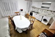 420 €, Apartament 3 camere