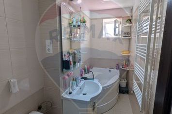 Apartament cu 2 camere de vânzare în zona Central anunturi imobiliare Vaslui