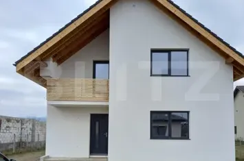 Casă - 4 camere de vanzare MIHAI VITEAZU - Cluj anunturi imobiliare Cluj