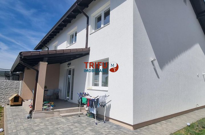 Vilă - 4 camere de vanzare CENTRAL - Alba anunturi imobiliare Alba